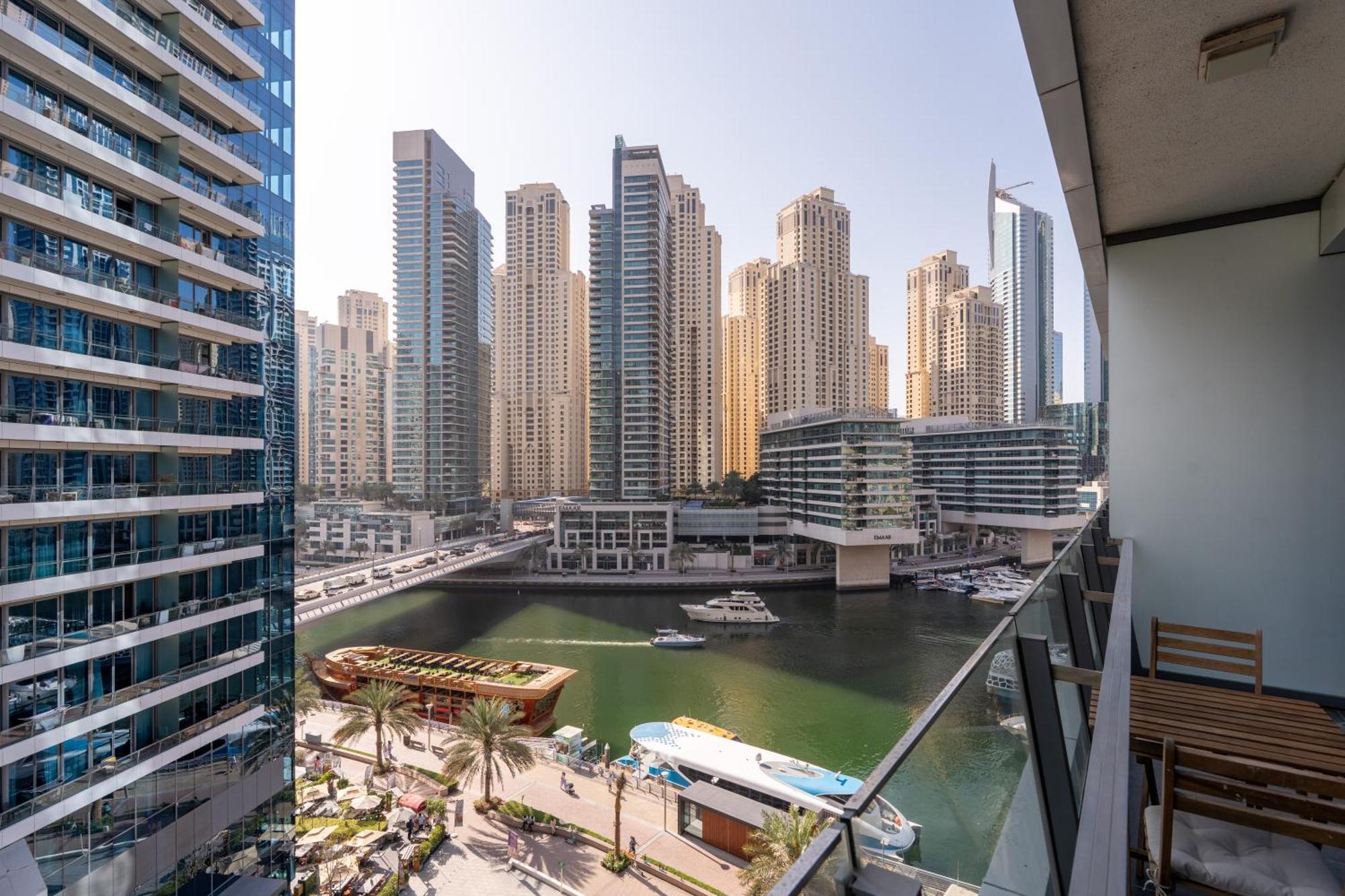 Silverene Towers - Home Of Choice Dubai Exterior photo