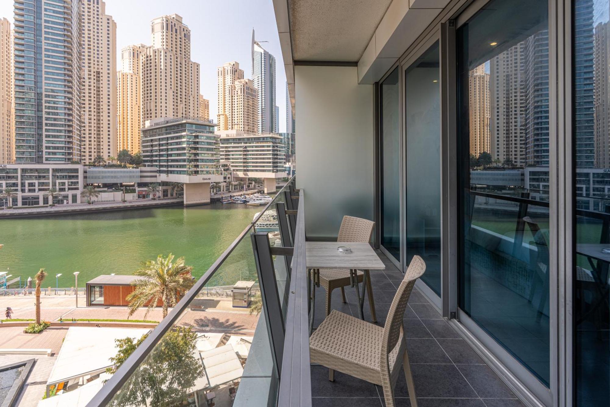 Silverene Towers - Home Of Choice Dubai Exterior photo