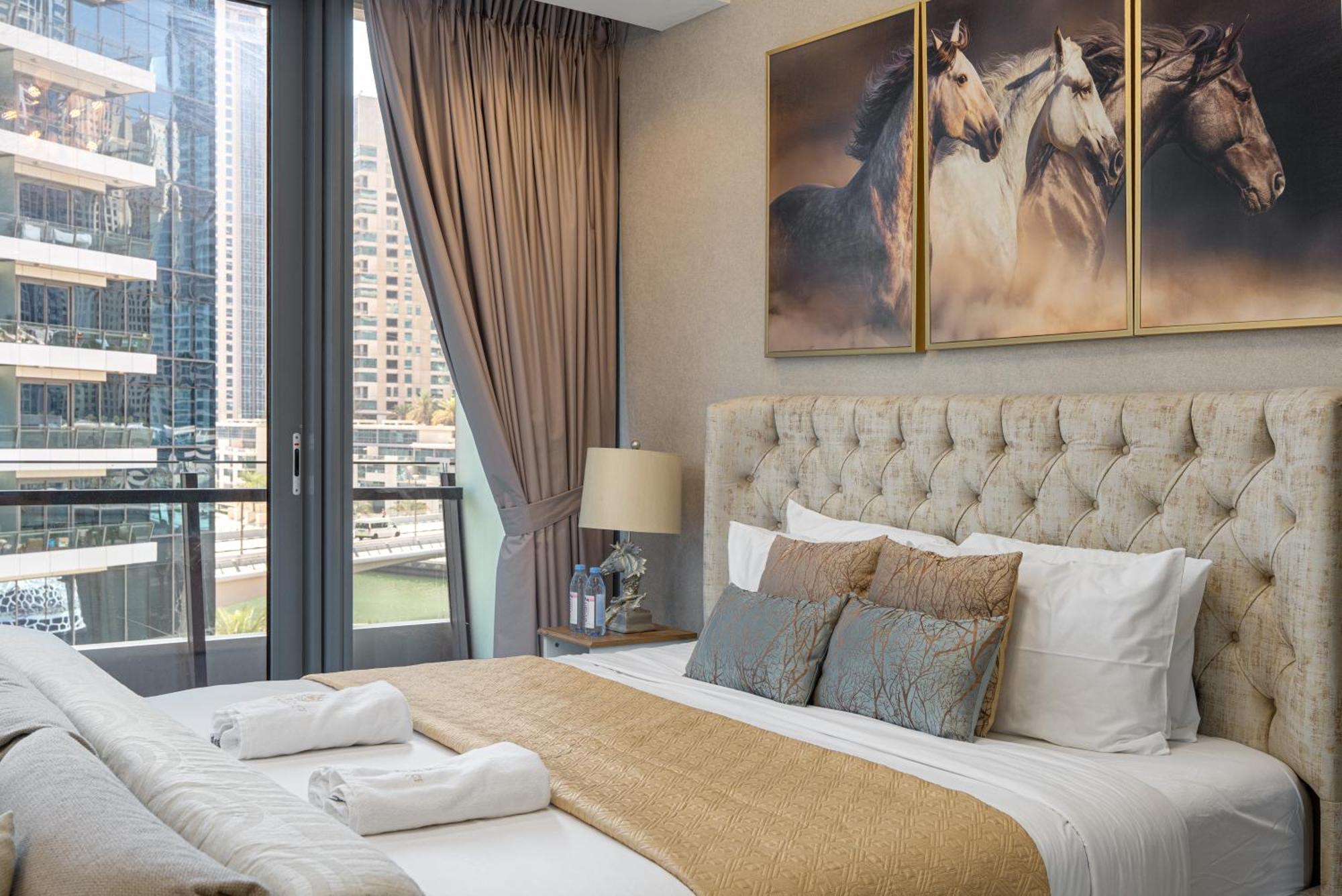 Silverene Towers - Home Of Choice Dubai Exterior photo